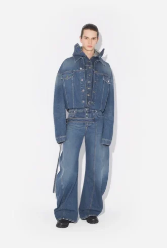 Den dubbla jeansjackor