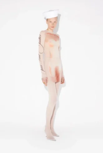 Den korta klänningen ”Le Classique” Den korta klänningen ”Le Classique”