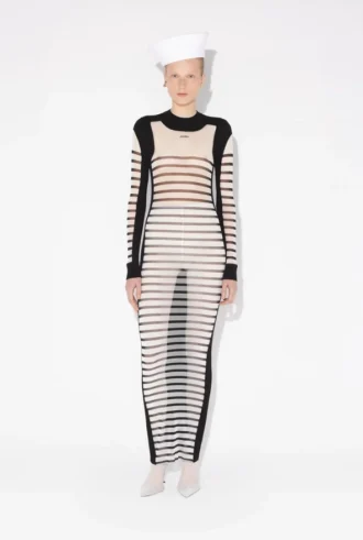 Den långa marinblå klänningen i två material Den långa marinblå klänningen i två material