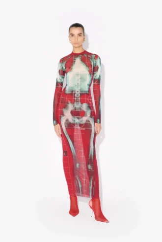 Den långa röda Squeletor-klänningen