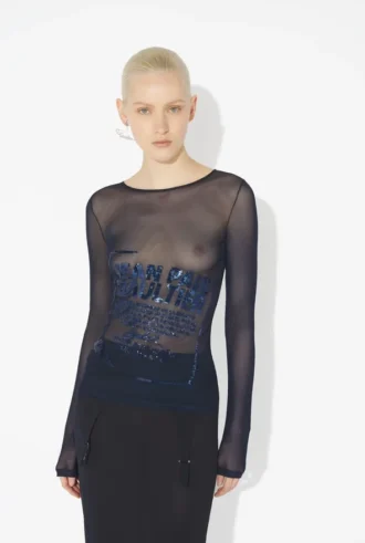 Den marinblå broderade toppen Den marinblå broderade toppen