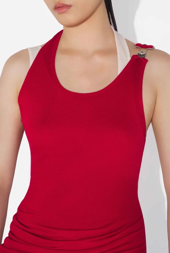 Den röda draperade dubbla linne Toppar Den röda draperade dubbla linne Toppar