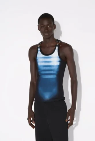 le male linne toppar 1 330x491 - &rdquo;Le Male&rdquo;-linne Toppar